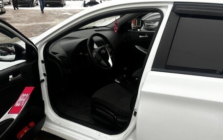 Hyundai Solaris II рестайлинг, 2013 год, 763 000 рублей, 9 фотография