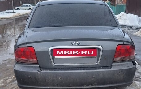 Hyundai Sonata IV рестайлинг, 2005 год, 410 000 рублей, 2 фотография