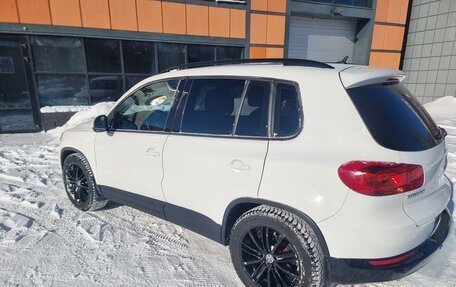 Volkswagen Tiguan I, 2013 год, 930 000 рублей, 2 фотография