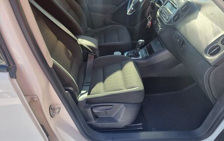Volkswagen Tiguan I, 2013 год, 930 000 рублей, 18 фотография