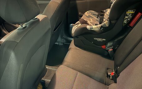 Hyundai Solaris II рестайлинг, 2017 год, 1 500 000 рублей, 10 фотография