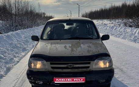 Chevrolet Niva I рестайлинг, 2004 год, 220 000 рублей, 2 фотография