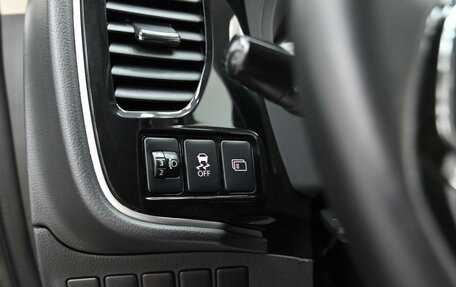 Mitsubishi Outlander III рестайлинг 3, 2016 год, 1 235 000 рублей, 5 фотография