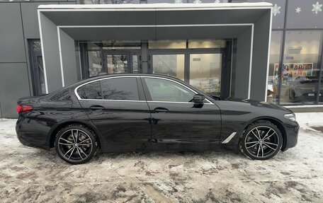 BMW 5 серия, 2021 год, 4 049 900 рублей, 4 фотография