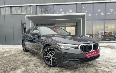 BMW 5 серия, 2021 год, 4 049 900 рублей, 3 фотография
