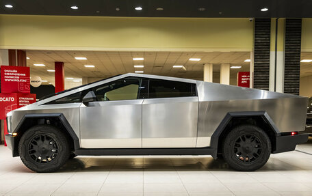 Tesla Cybertruck, 2024 год, 22 500 000 рублей, 12 фотография