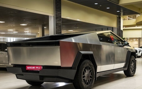 Tesla Cybertruck, 2024 год, 22 500 000 рублей, 7 фотография