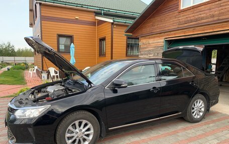 Toyota Camry, 2015 год, 1 700 000 рублей, 2 фотография