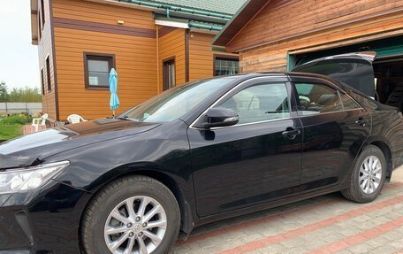 Toyota Camry, 2015 год, 1 700 000 рублей, 4 фотография