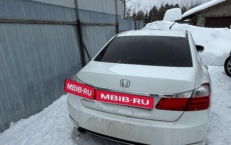 Honda Accord IX рестайлинг, 2013 год, 1 570 000 рублей, 2 фотография