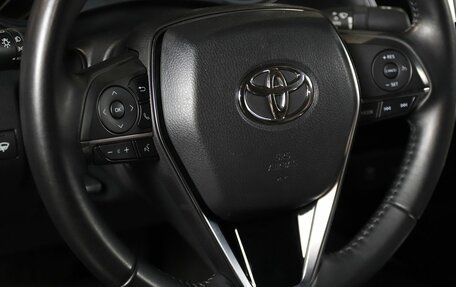 Toyota Camry, 2018 год, 2 319 000 рублей, 8 фотография