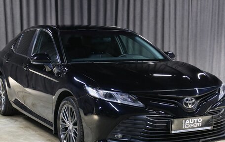 Toyota Camry, 2018 год, 2 319 000 рублей, 3 фотография