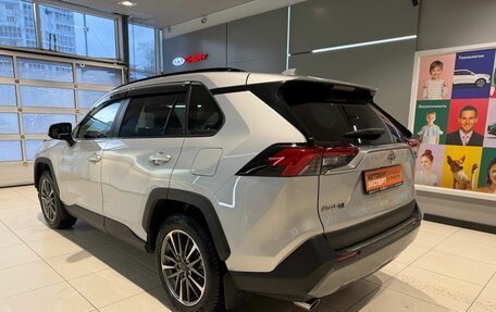 Toyota RAV4, 2021 год, 3 699 000 рублей, 4 фотография