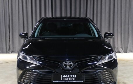Toyota Camry, 2018 год, 2 319 000 рублей, 16 фотография