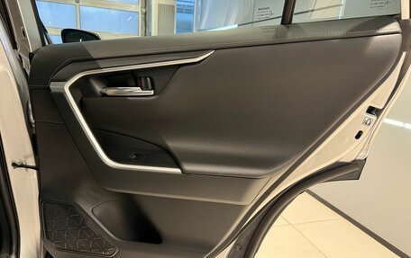 Toyota RAV4, 2021 год, 3 699 000 рублей, 14 фотография