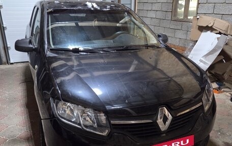 Renault Logan II, 2014 год, 310 000 рублей, 2 фотография