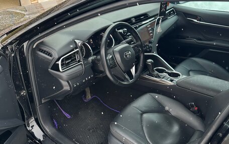 Toyota Camry, 2020 год, 3 270 000 рублей, 12 фотография