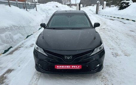 Toyota Camry, 2020 год, 3 270 000 рублей, 4 фотография