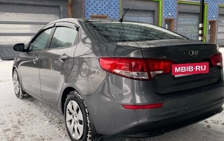 KIA Rio III рестайлинг, 2016 год, 1 050 000 рублей, 4 фотография