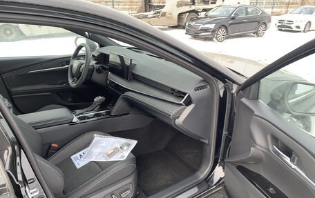Toyota Camry, 2025 год, 4 890 000 рублей, 15 фотография