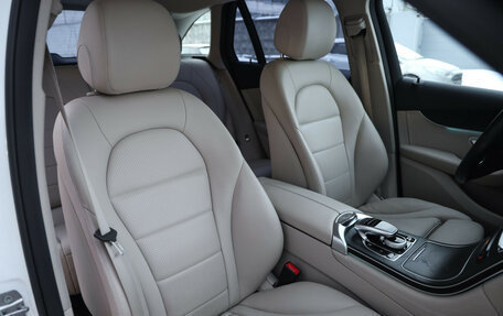 Mercedes-Benz GLC, 2018 год, 3 150 000 рублей, 25 фотография