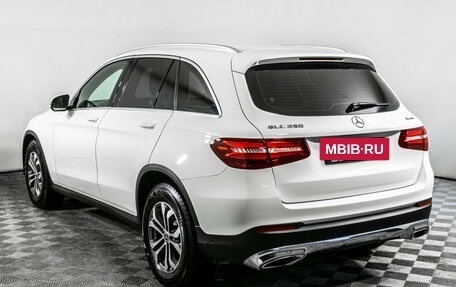 Mercedes-Benz GLC, 2017 год, 3 210 000 рублей, 7 фотография