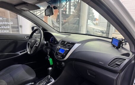 Hyundai Solaris II рестайлинг, 2013 год, 1 200 000 рублей, 9 фотография