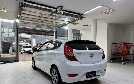 Hyundai Solaris II рестайлинг, 2013 год, 1 200 000 рублей, 6 фотография