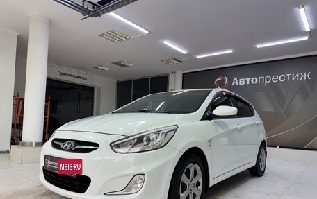 Hyundai Solaris II рестайлинг, 2013 год, 1 200 000 рублей, 3 фотография