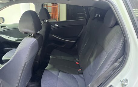 Hyundai Solaris II рестайлинг, 2013 год, 1 200 000 рублей, 19 фотография