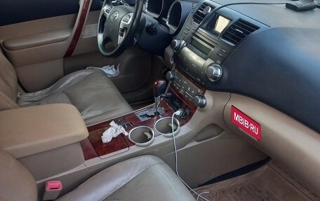 Toyota Highlander III, 2011 год, 1 450 000 рублей, 5 фотография