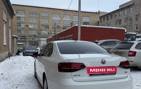 Volkswagen Jetta VI, 2016 год, 1 090 000 рублей, 6 фотография