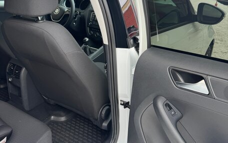 Volkswagen Jetta VI, 2016 год, 1 090 000 рублей, 16 фотография