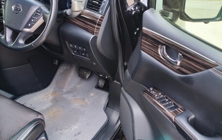 Nissan Elgrand III, 2019 год, 3 400 000 рублей, 6 фотография