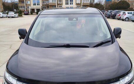 Nissan Elgrand III, 2019 год, 3 400 000 рублей, 2 фотография