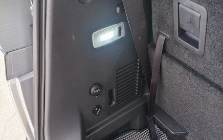 Nissan Elgrand III, 2019 год, 3 400 000 рублей, 23 фотография