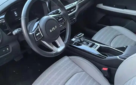 KIA K3, 2023 год, 1 367 000 рублей, 7 фотография