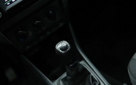 Skoda Rapid I, 2017 год, 970 000 рублей, 14 фотография