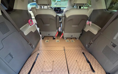 KIA Carnival, 2025 год, 6 200 000 рублей, 12 фотография
