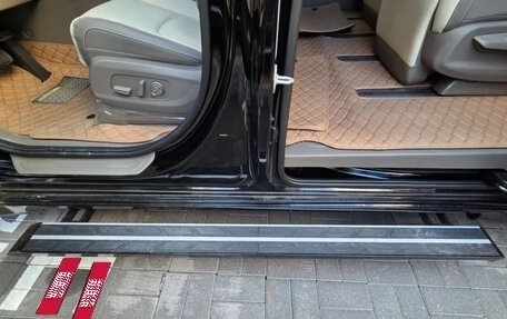 KIA Carnival, 2025 год, 6 200 000 рублей, 18 фотография