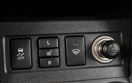 Toyota RAV4, 2011 год, 1 915 000 рублей, 19 фотография