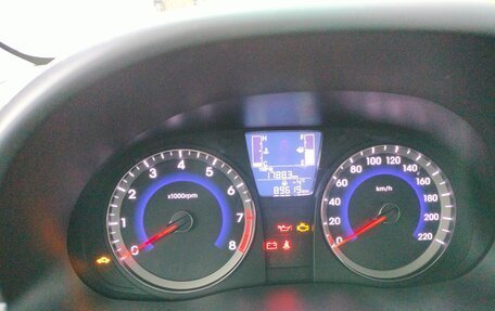 Hyundai Solaris II рестайлинг, 2016 год, 1 150 000 рублей, 26 фотография