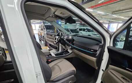 KIA Carnival, 2025 год, 6 100 000 рублей, 7 фотография