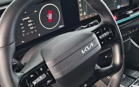 KIA Carnival, 2025 год, 6 100 000 рублей, 8 фотография