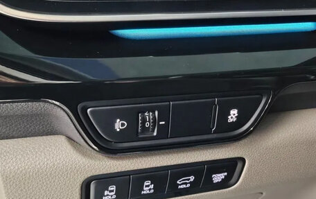 KIA Carnival, 2025 год, 6 100 000 рублей, 11 фотография