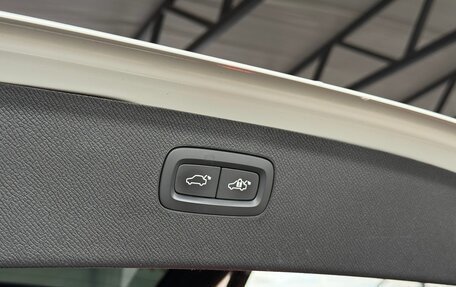 Volvo XC90 II рестайлинг, 2016 год, 2 895 000 рублей, 24 фотография