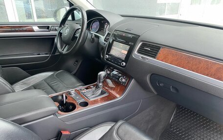 Volkswagen Touareg III, 2013 год, 2 199 000 рублей, 7 фотография