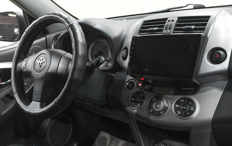 Toyota RAV4, 2006 год, 1 099 000 рублей, 19 фотография