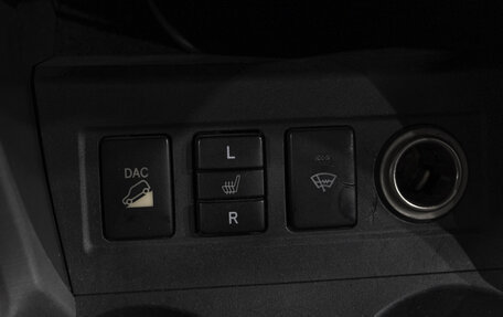 Toyota RAV4, 2006 год, 1 099 000 рублей, 28 фотография