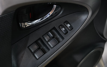 Toyota RAV4, 2006 год, 1 099 000 рублей, 24 фотография